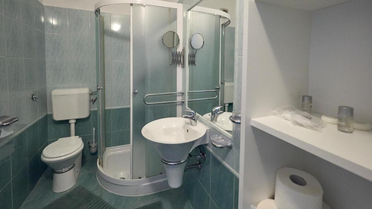 B&B Villa Vela Umag Extérieur photo