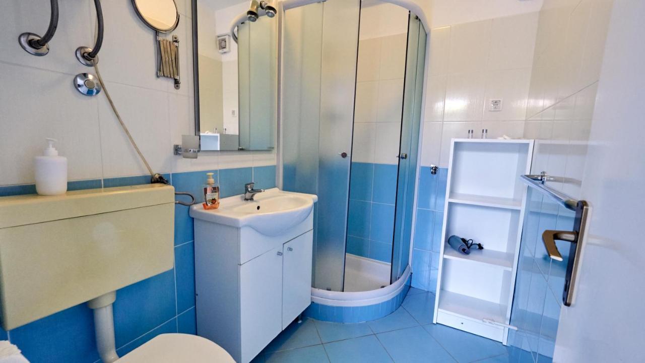 B&B Villa Vela Umag Extérieur photo