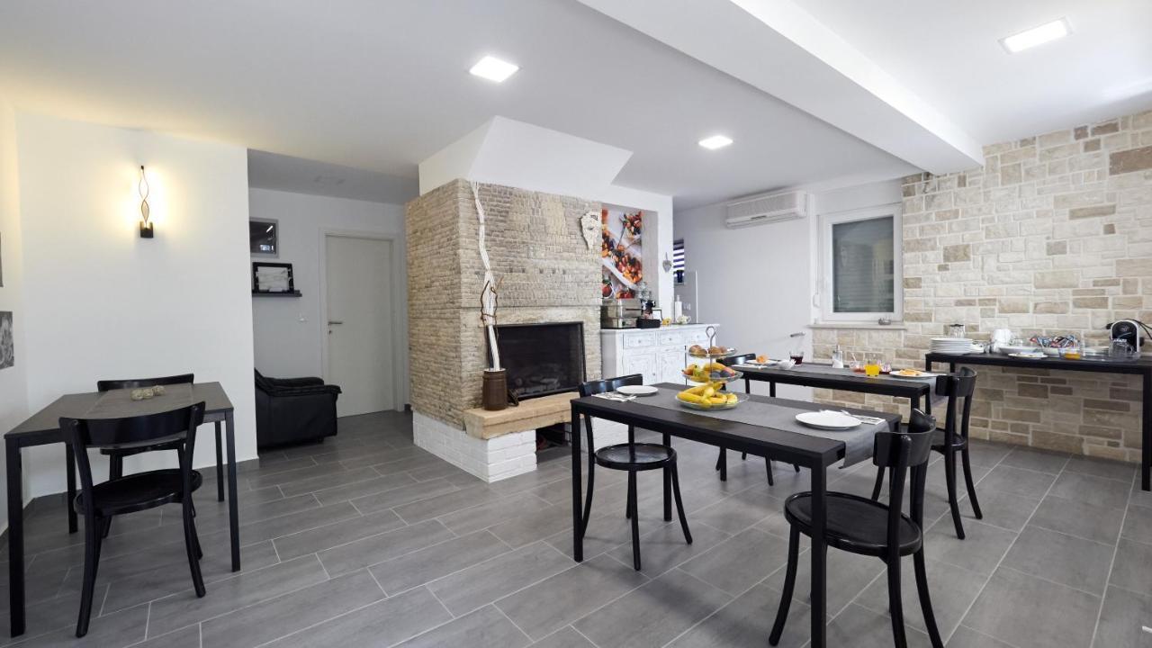 B&B Villa Vela Umag Extérieur photo